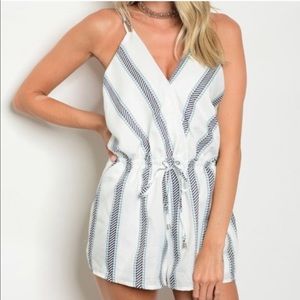 Summertime lowback striped romper✨